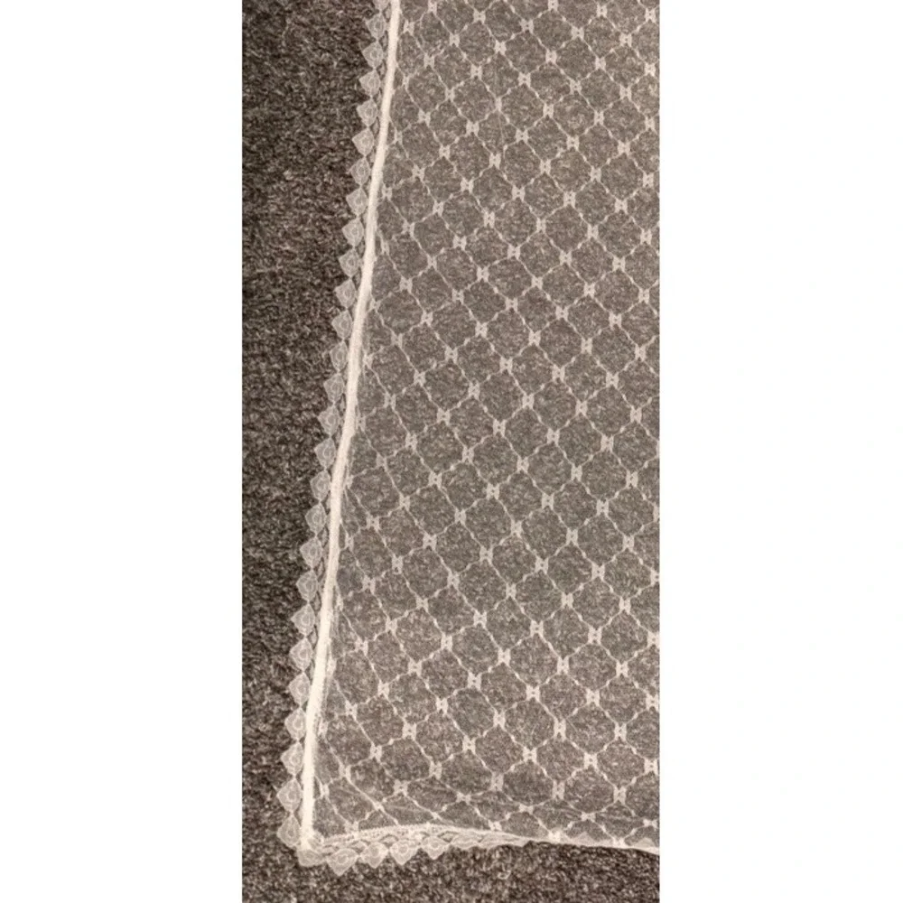 Vintage White Lace Table Runner Cottagecore Coastal Wedding Parisian Chic 84x41